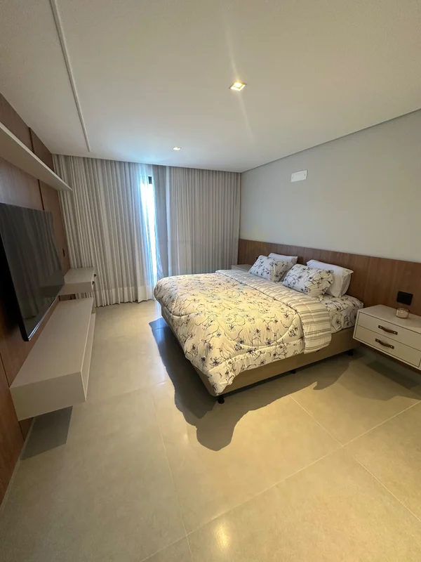  Casa de Alto Padrão na Ponte Alta – Rua RodobeloEncante-se com esta residência ...