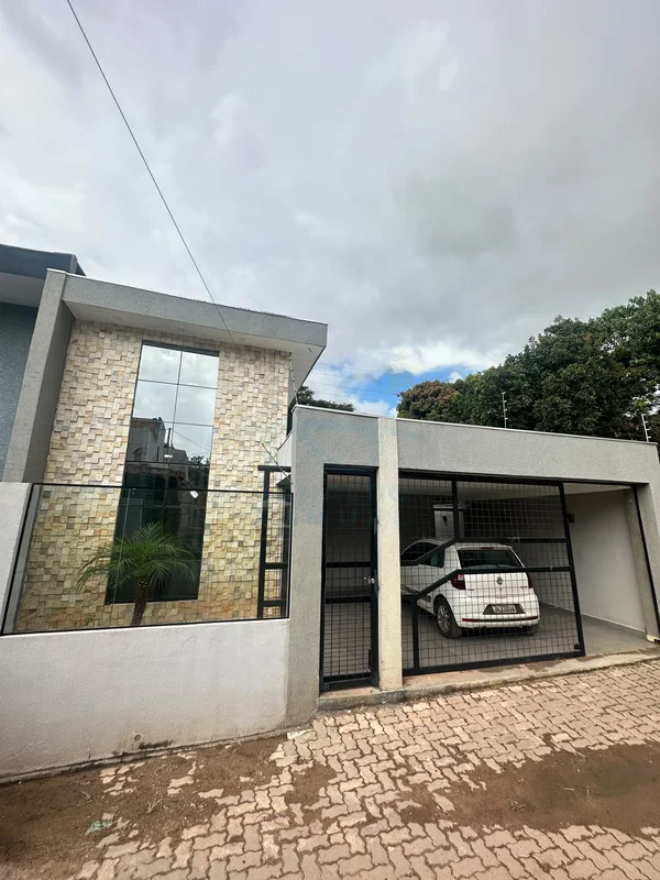 Casa Térrea à Venda – Avenida da Misericórdia | Vicente PiresExcelente casa térr...