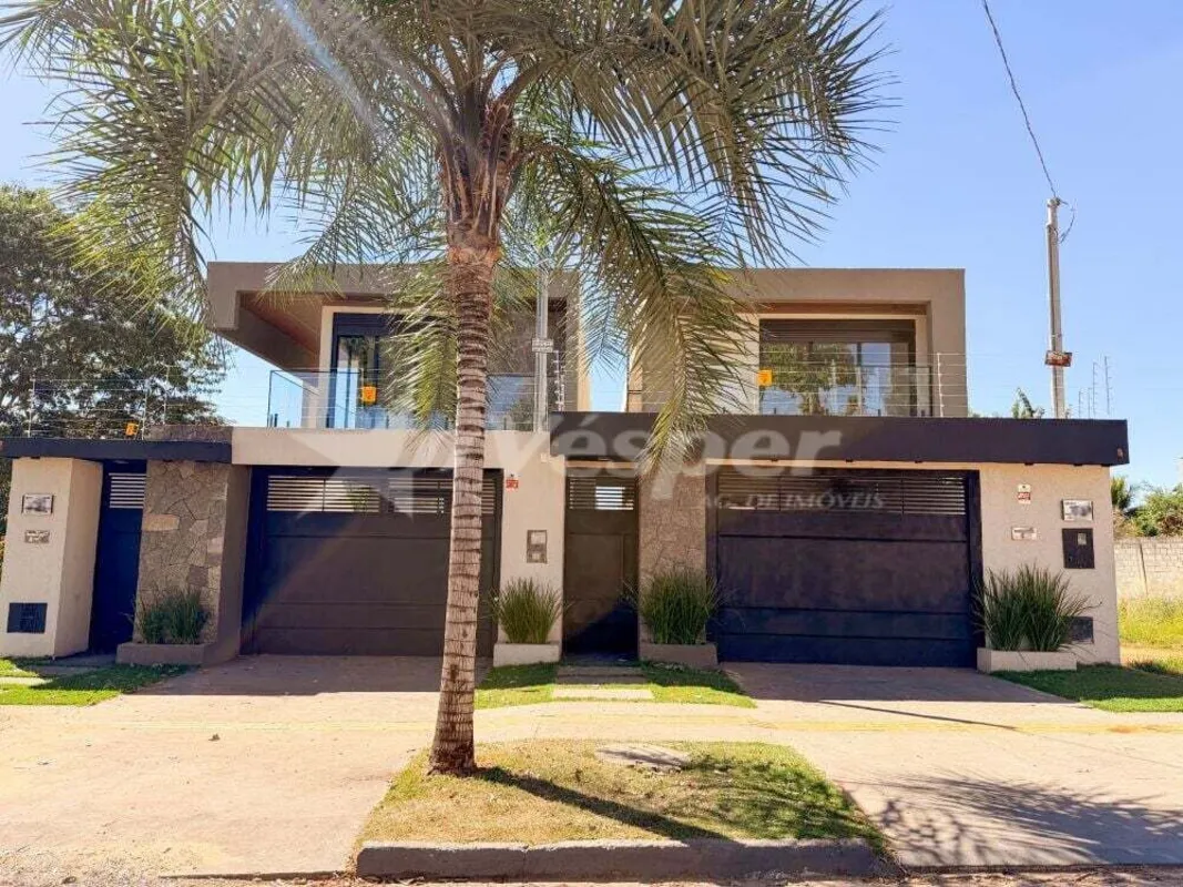 Sobrado à venda com área total de 210,00m², 3 Quartos, sendo 3 suítes no Jardim ...