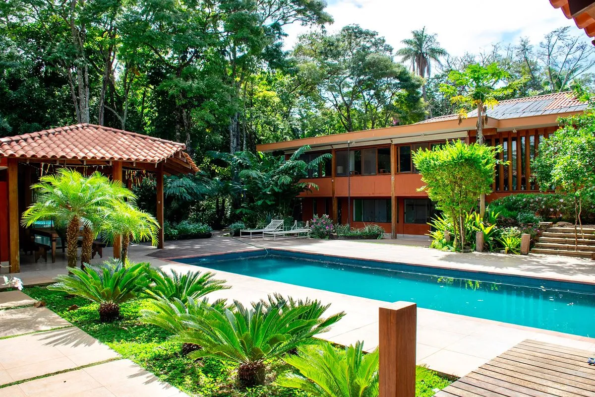 Casa com paisagismo espetacular na SMDB Conjunto 10 | Lago SulEste imóvel oferec...
