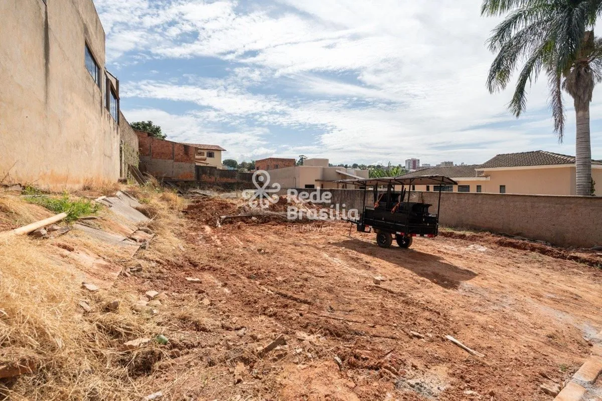 Terreno à Venda no Condomínio Pôr do Sol | 900 m² | Vicente PiresUma excelente o...