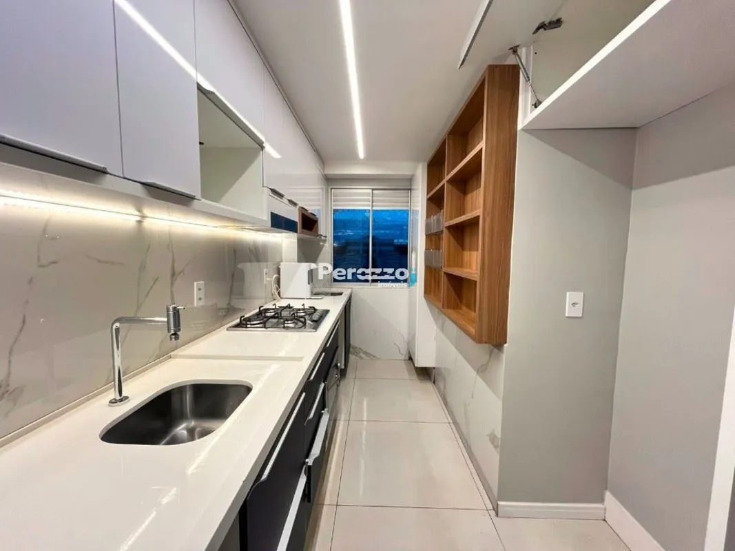 Apartamento Reformado com Acabamentos Modernos e Marcenaria Planejada por R$ 3.3...