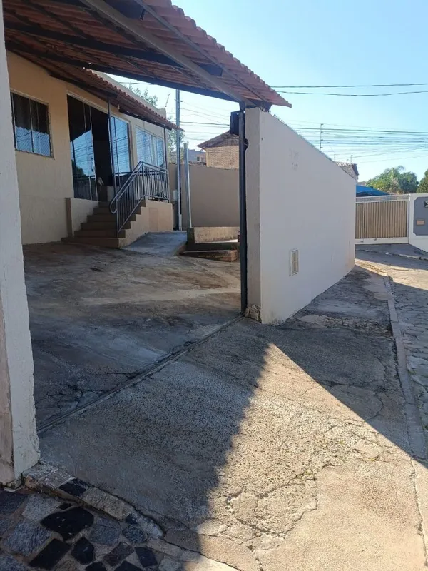 LEÕES DA CORRETAGEM VENDE O IMÓVEL QUE VOCÊ PROCURAExcelente oportunidade na Rua...