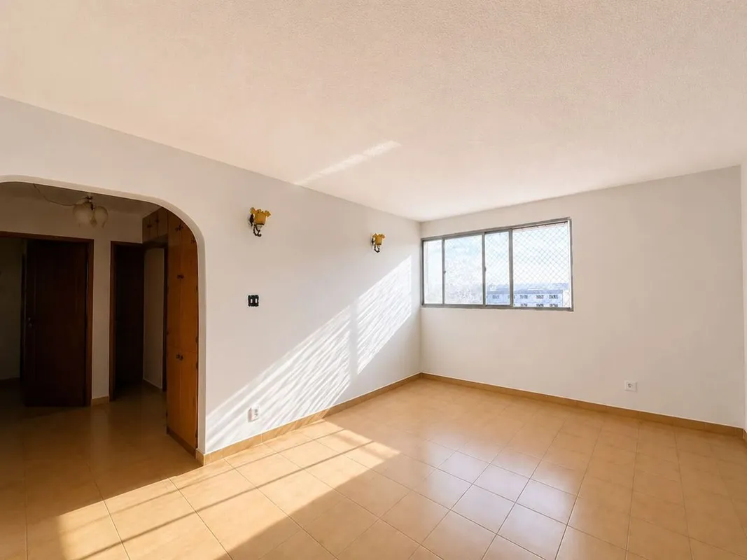 LEÕES DA CORRETAGEM VENDE O IMÓVEL QUE VOCÊ PROCURAExcelente oportunidade no Cru...