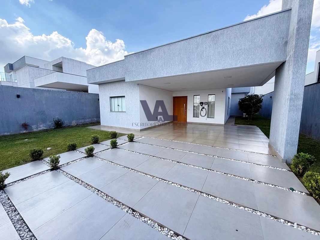 Casa de Alto Padrão | 210m² | 3 Suítes | Condomínio Alto da Boa VistaSe você bus...