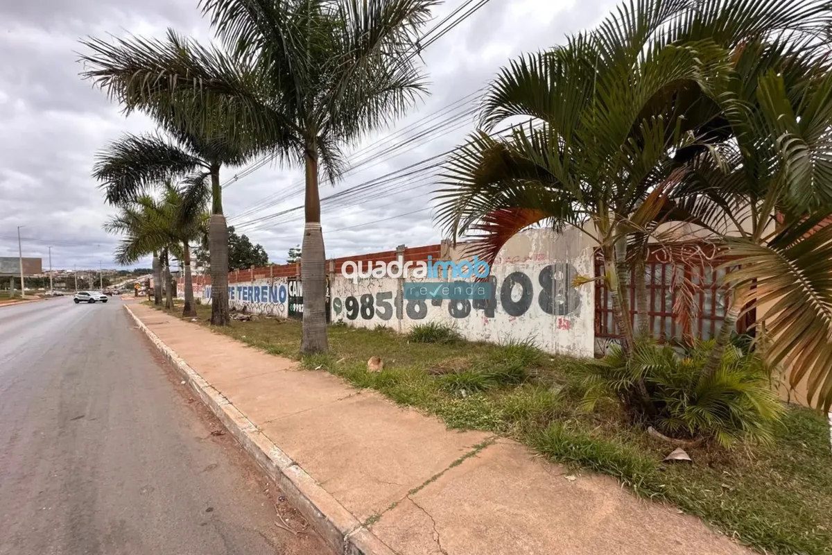 OPORTUNIDADE DE LOTE HÍBRIDO NA RUA 03 DE VICENTE PIRES, APROXIMADAMENTE 2.400M²...
