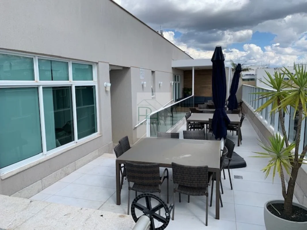 OPORTUNIDADE! Apartamento desocupado, de Alto Padrão, no Melhor Bairro de Brasíl...
