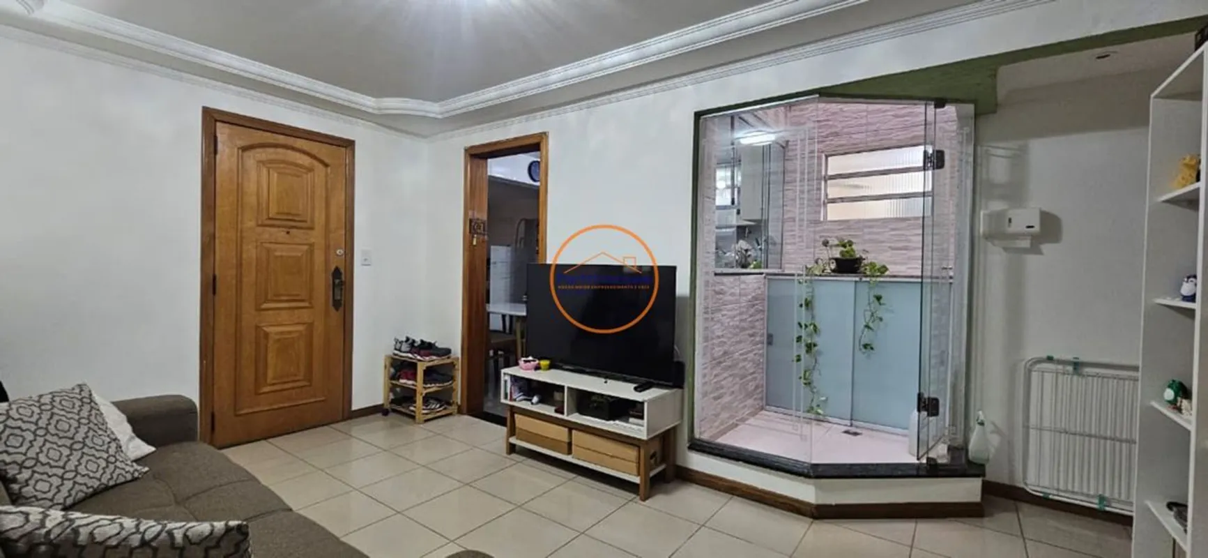 Perffil Imóveis VENDE um apartamento na 2. AVENIDA LT 814A/820A Apartamento de 1...