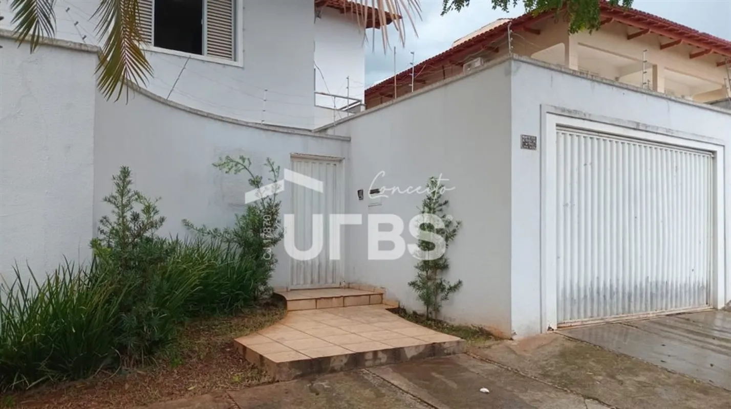 COD U-0033815 - Sobrado Comercial / Residencial no St Nova Suíça, ao lado da Pan...