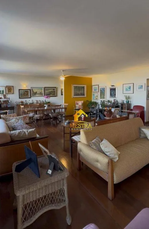 Excelente Apartamento de 4 Quartos à Venda SQS 106, Asa Sul/DF264 m² de Área Pri...