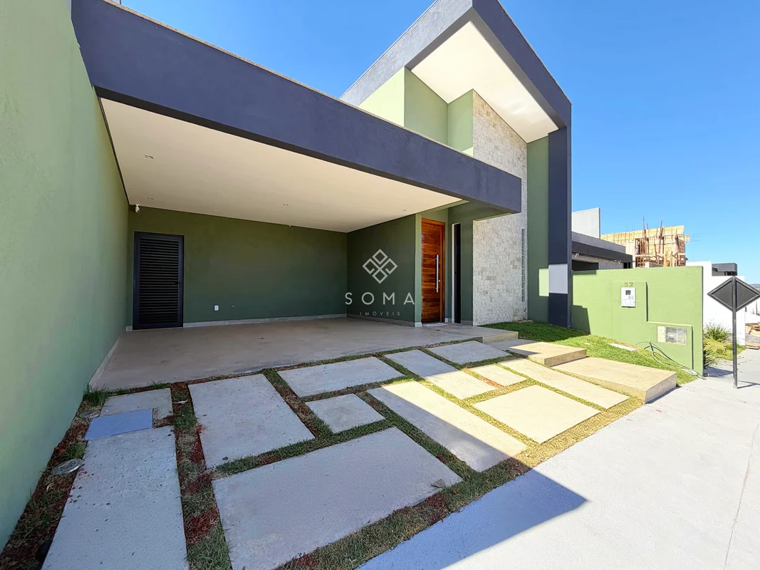 ESPECIFICAÇÕES DA CASA:- Projeto de iluminação- Sala ampla com pé direito duplo-...