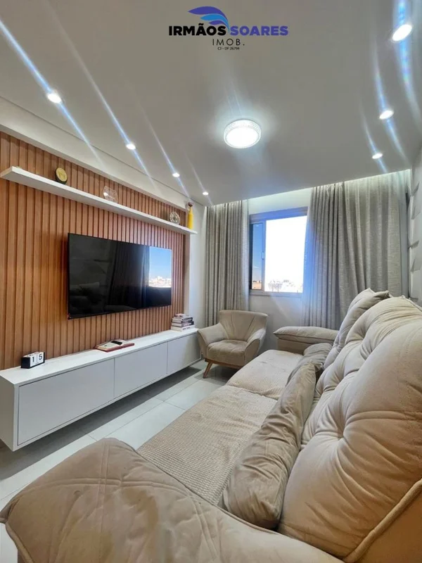 Apartamento 100% reformado, nascenteDistribuído em sala de dois ambientes com pa...
