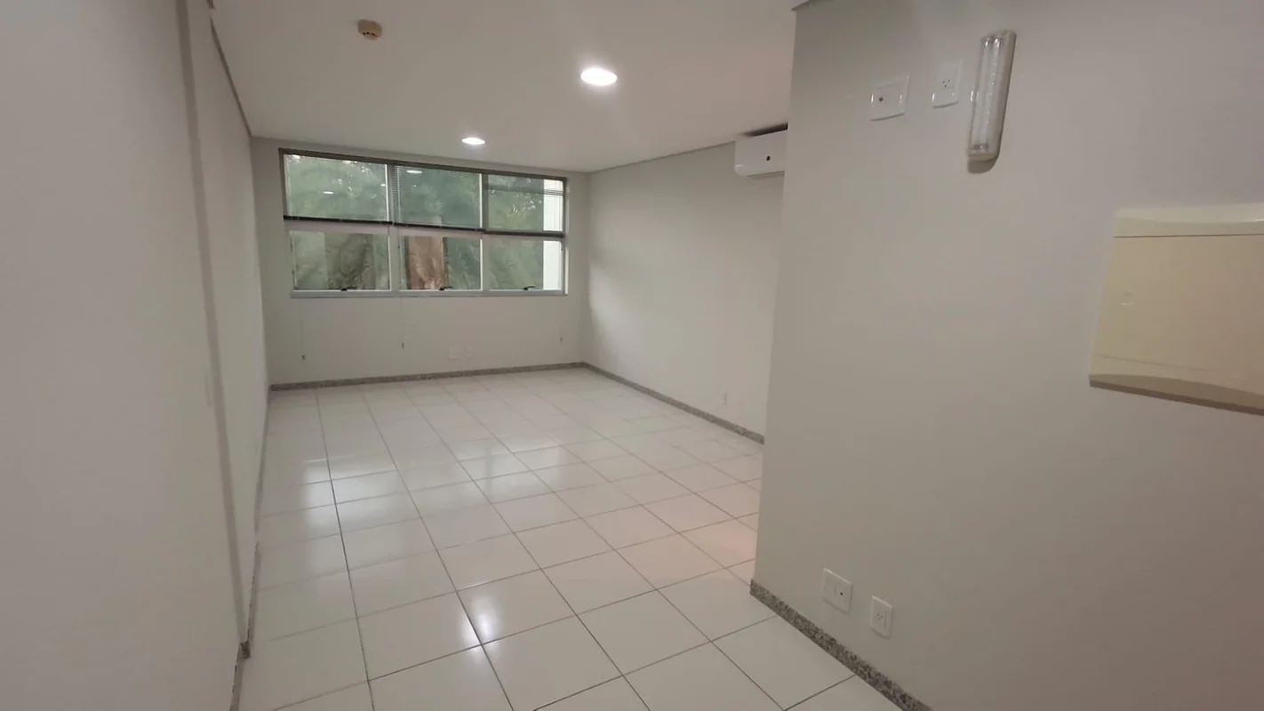 Excelente oportunidade!Sala comercial com 30 m², localizada em um moderno centro...