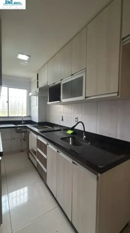 AMRBRASIL, ALUGA APARTAMENTO EM CONDOMINIO FECHADO NO TERREO COMPOSTO DE 02 QUAR...