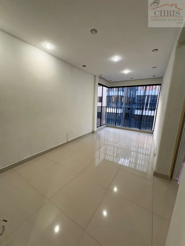 Descubra este aconchegante apartamento reformado na Quadra 55, Edifício Texas, n...