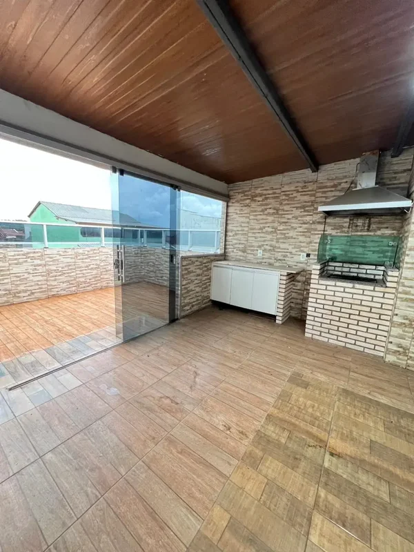 OPORTUNIADE :Conheça esse charmoso sobrado na QN 1 Conjunto 28, Riacho Fundo I D...