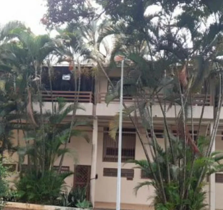 Descubra um excelente apartamento de canto na SCLRN 710/711, Asa Norte, Brasília...