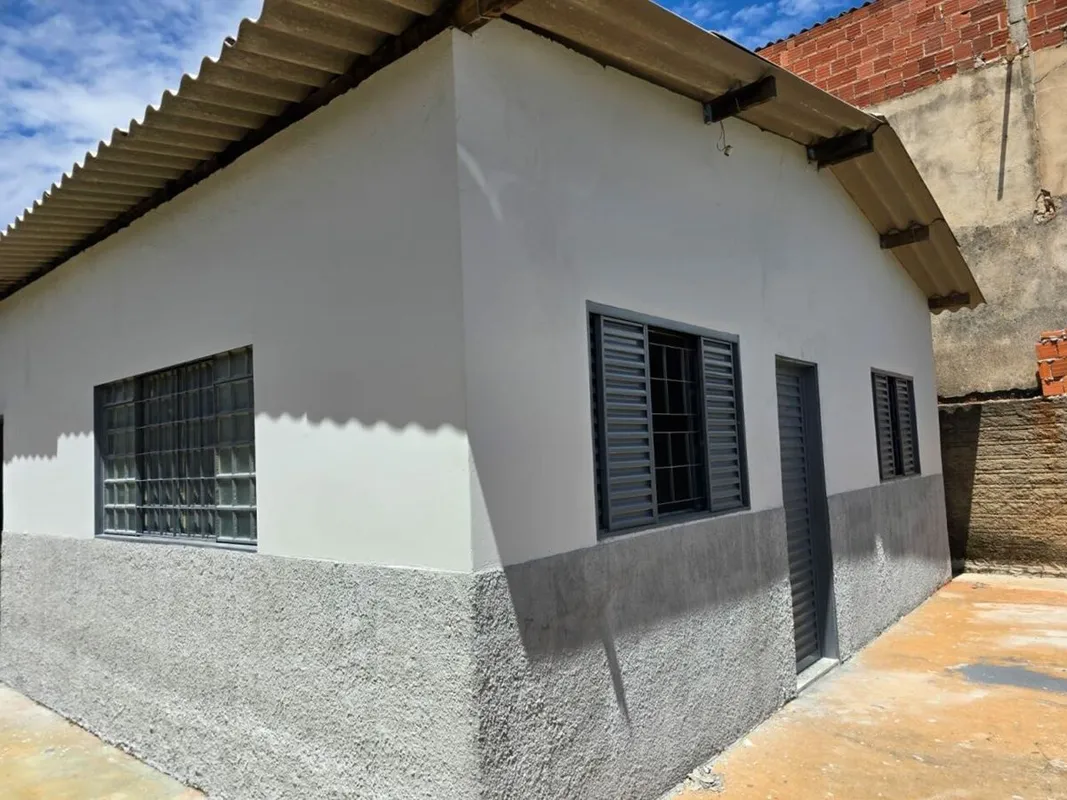 Terreno com 323m², em localização estratégica, ideal para quem busca investir ou...