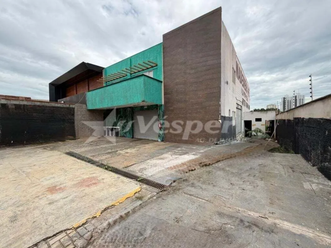 Prédio Comercial à venda com área construída de 438,00m², no setor Vila Rosa | A...