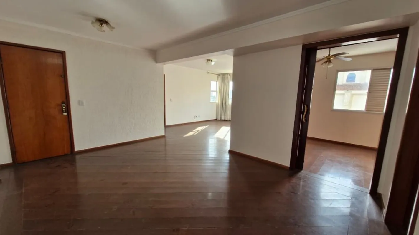# APARTAMENTO PARA LOCAÇÃO NO ED. LAURENCE – NOVA SUÍÇAExcelente apartamento par...