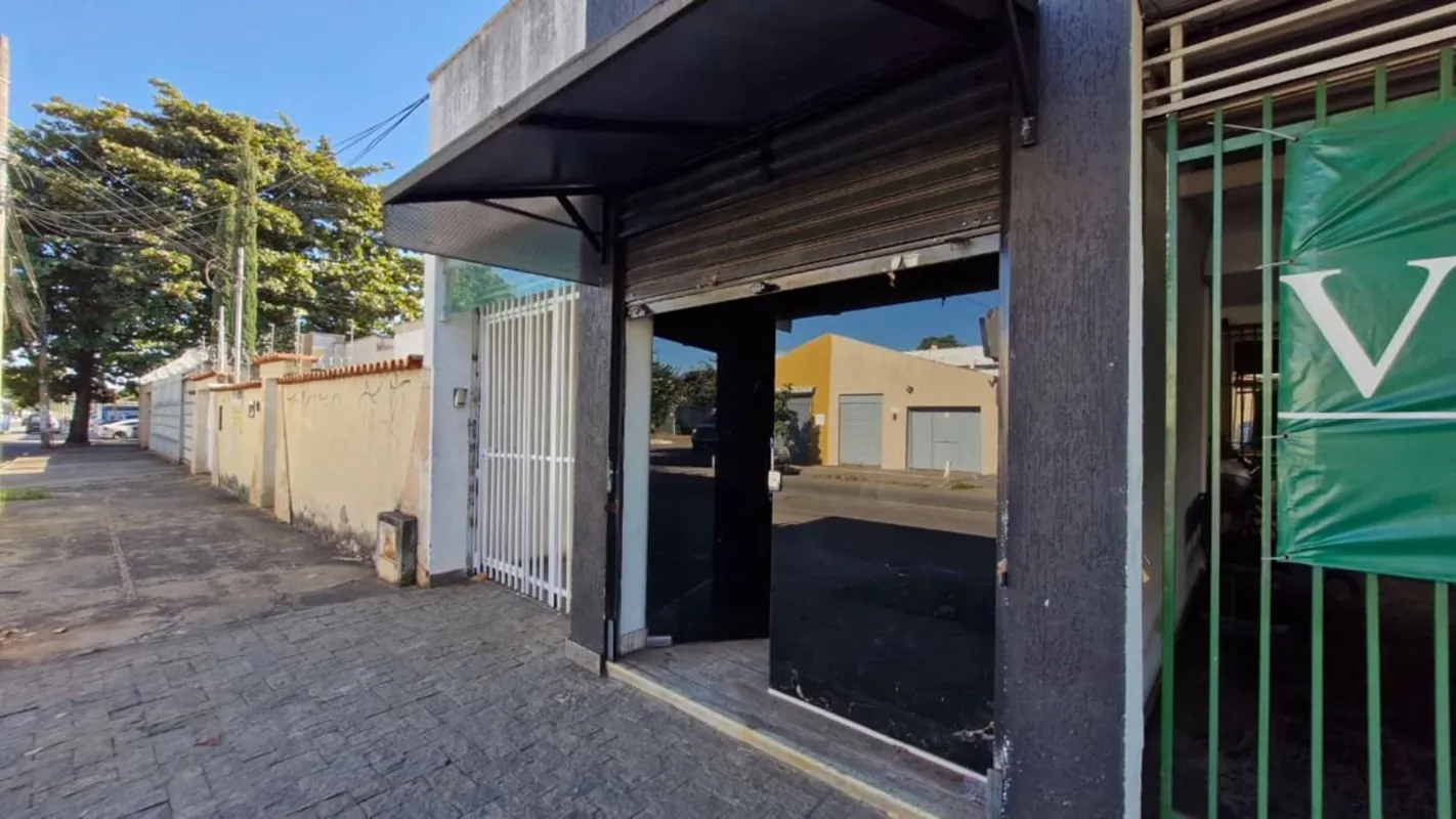 # SALA COMERCIAL PARA LOCAÇÃO – AVENIDA PERIMETRAL – SETOR COIMBRAExcelente opor...