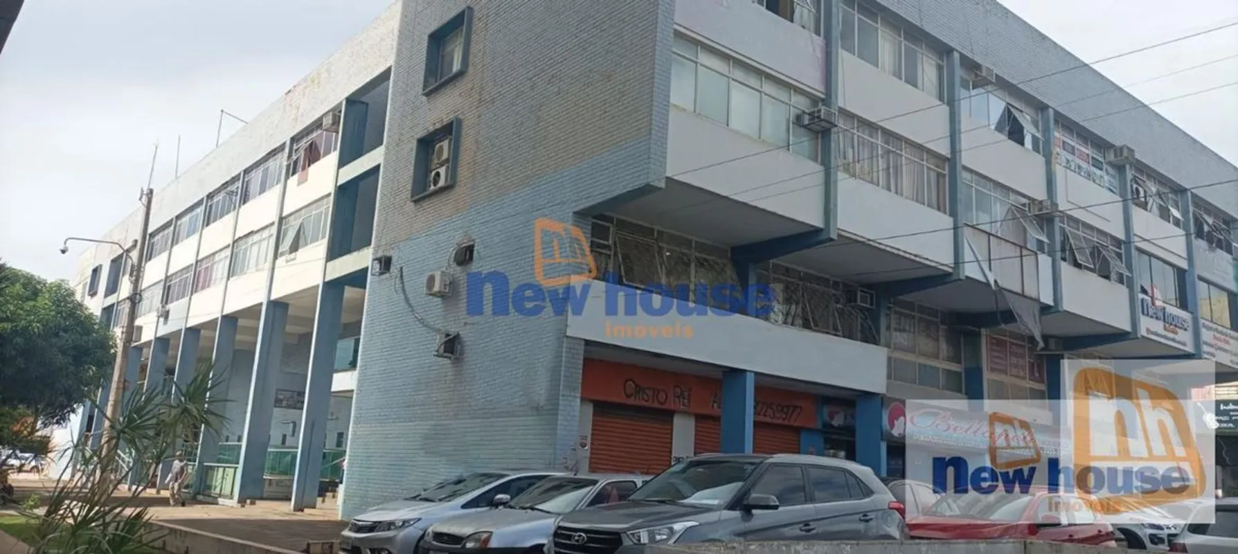 EXCELENTE SALA COMERCIAL NO EDIFÍCIO PARANOÁ CENTER - TAGUATINGA CENTROPerfeita ...
