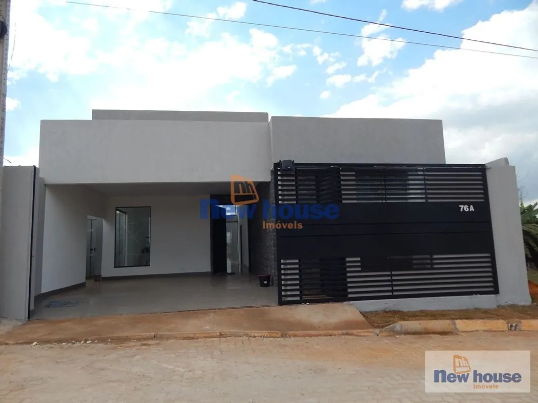 Excelente Casa Moderna em Condomínio Fechado! 3 quartos (sendo 1 suíte)Área soci...