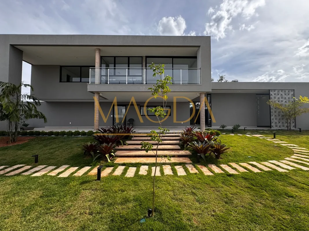 Casa espetacular no Jardim Botânico na Quadra 8 Conjunto C.Um imóvel moderno, im...