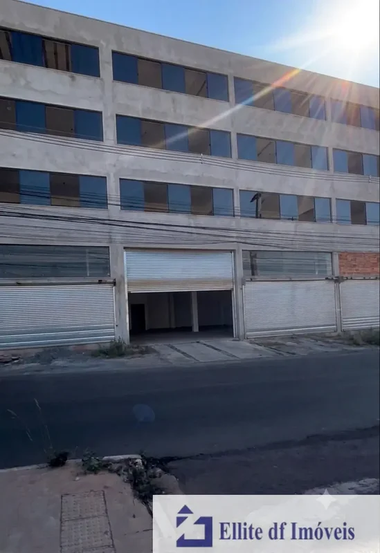 ALUGA-SE LOJA COMERCIAL – ADE ÁGUAS CLARASExcelente oportunidade para o seu negó...