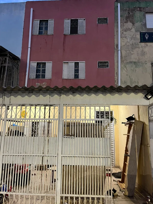 **OPORTUNIDADE PARA INVESTIDORES – PRÉDIO À VENDA NA QNN 5/7 – CEILÂNDIA NORTE**...