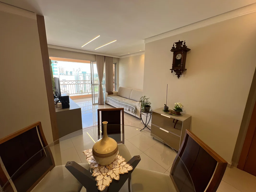 Excelente apartamento 3 quartos sendo 1 suíte98 m²ReformadoPiso porcelanatoEscri...