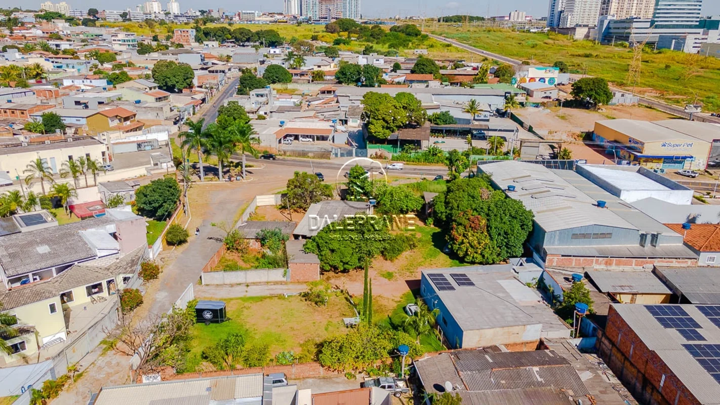 ÁREA COMERCIAL | ARNIQUEIRA | 3.000m² | LOCALIZAÇÃO ESTRATÉGICAExcelente oportun...