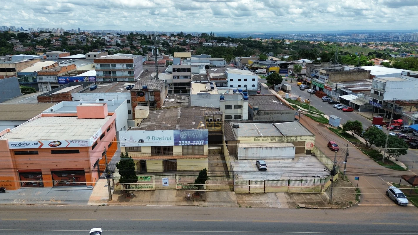 Prédio comercial e/ou galpão localização privilegiada em Aguas claras, com acess...