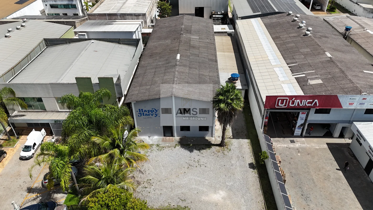 Galpão /deposito localização privilegiada em Aguas claras, com acesso em frente ...