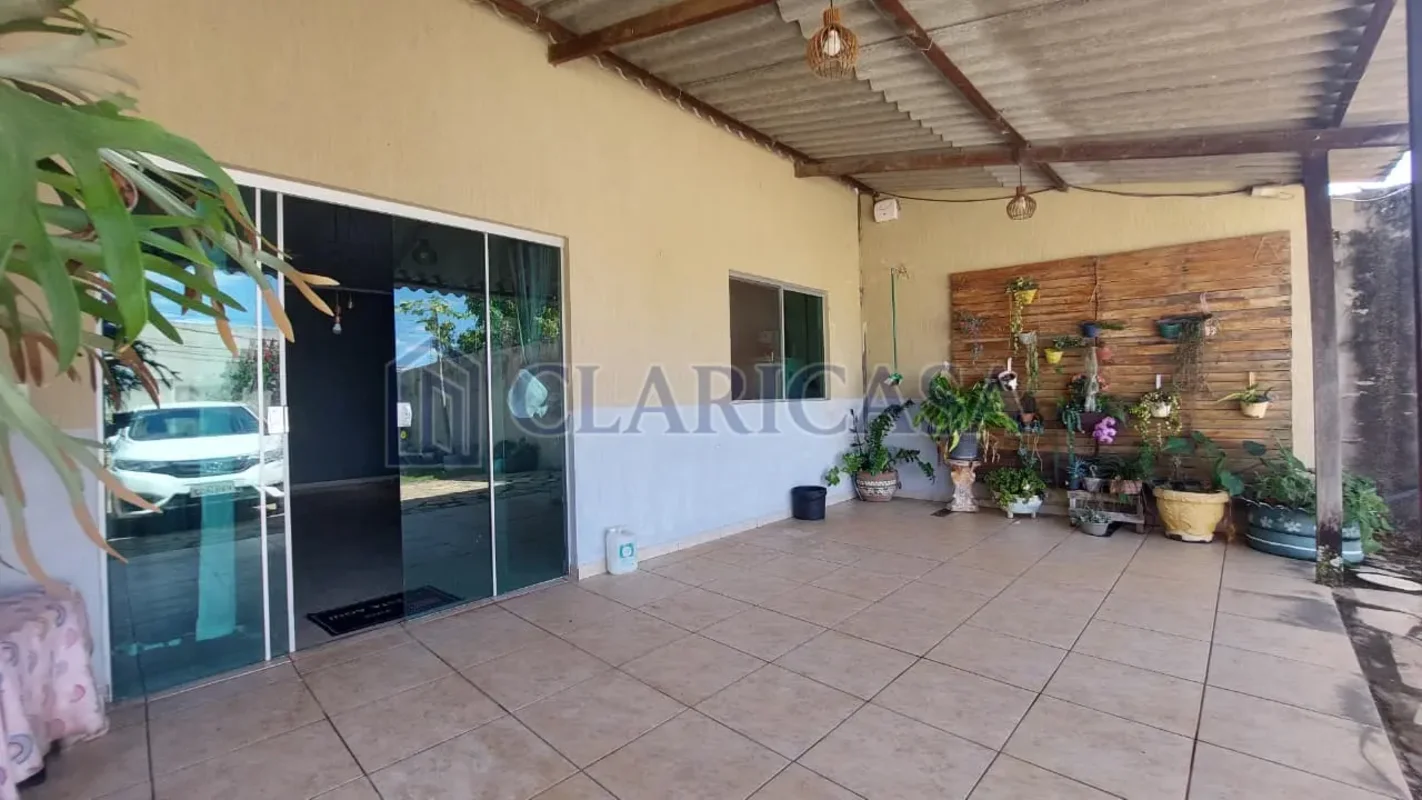 PONTE ALTA NORTE | CASA ACONCHEGANTE – TERRENO DE 895 m² – 2 QUARTOSApresentamos...