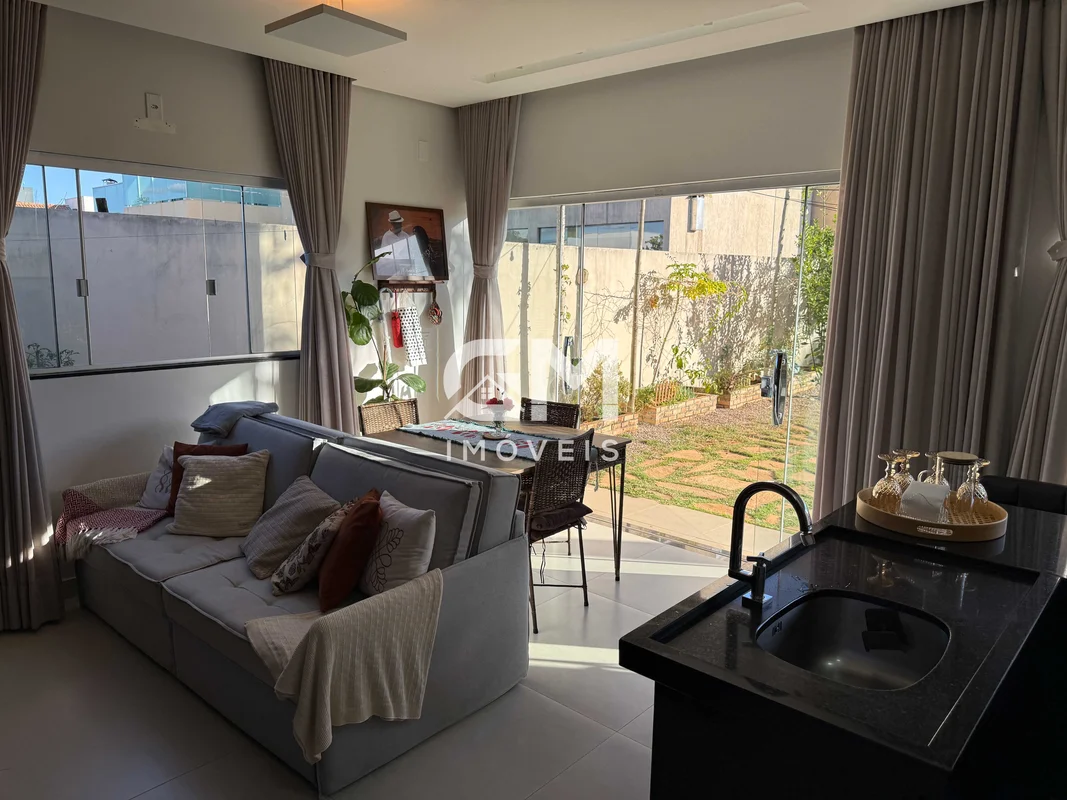 GM IMÓVEIS VENDE CASA NO CONDOMINIO ALTO DA BOA VISTA * DISTRIBUIÇÃO DO IMÓVEL**...