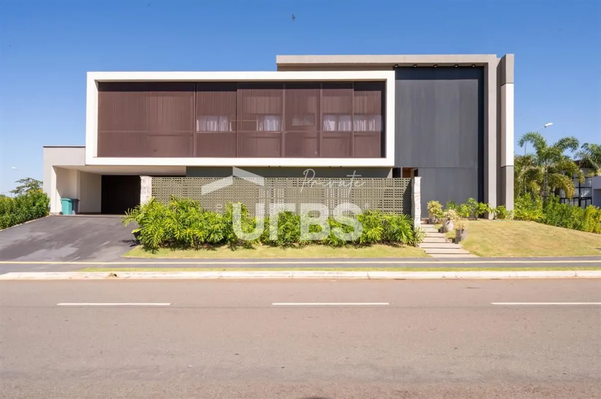 COD U-0034179 - Casa de Alto Padrão no Portal do Sol Green | 400 m² | 4 Suítes |...