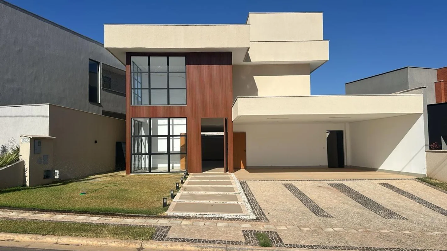 Aproveite esta oportunidade única de viver com exclusividade no Condomínio Jardi...