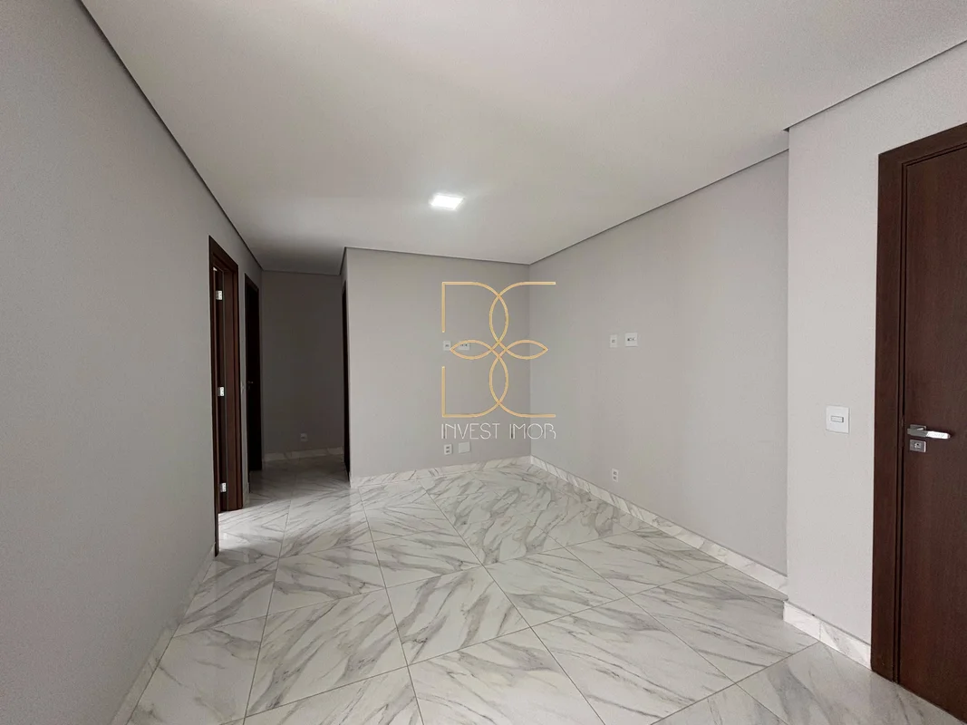 BE INVEST IMOB VENDE:APARTAMENTO 02 QUARTOS COM 1 SUÍTE – IAPI, GUARÁExcelente o...