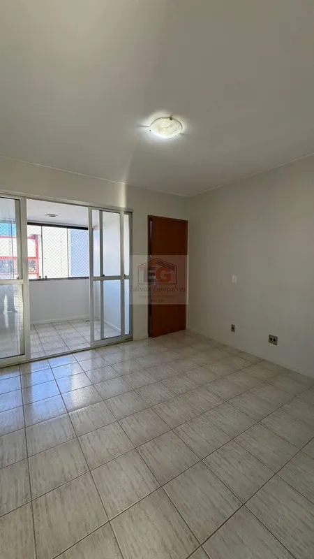 EXCELENTE APARTAMENTO EDIFICIO RHODES II LUCIO COSTA - AMPLO- PISO CERAMICA- VAZ...