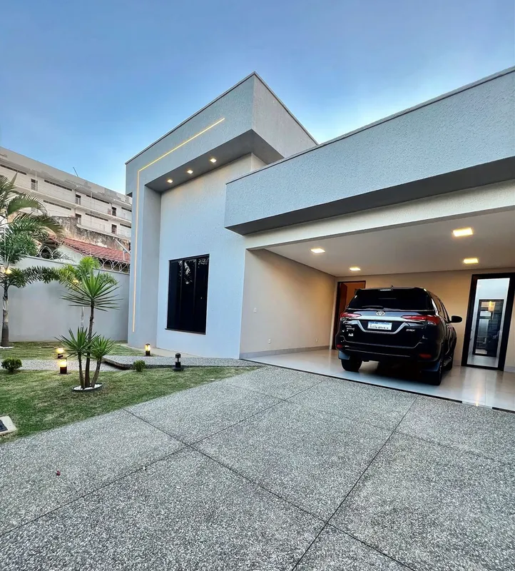 Casa - Mobiliada e DecoradaJardim Vila Boa - Ao lado do Jardins Florença• 183 m²...