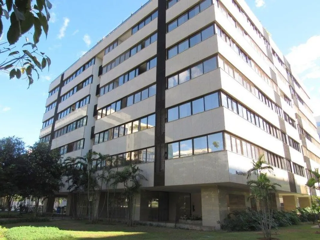 Apartamento com 3 quartos, 3 banheiros e vaga dupla de garagem em localização pr...