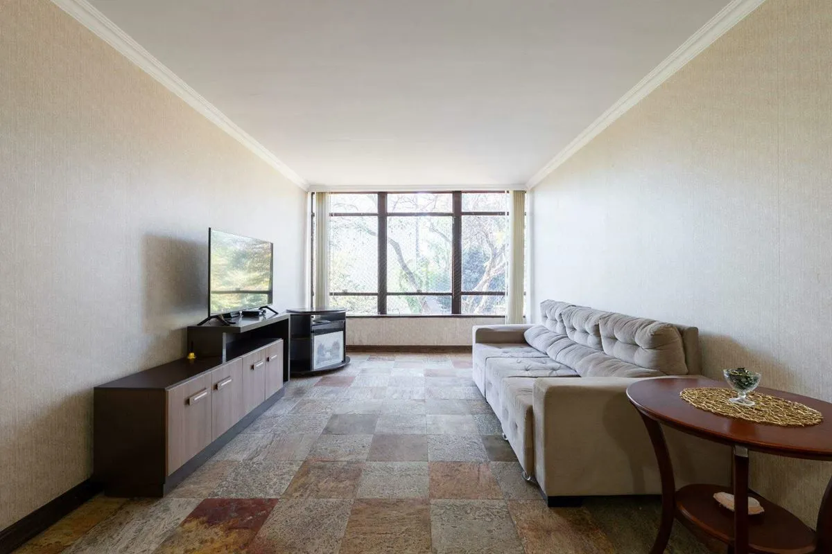 SQS 308 | 157m² | 4 Quartos | 2 SuítesAmplo, funcional e localizado em uma das q...