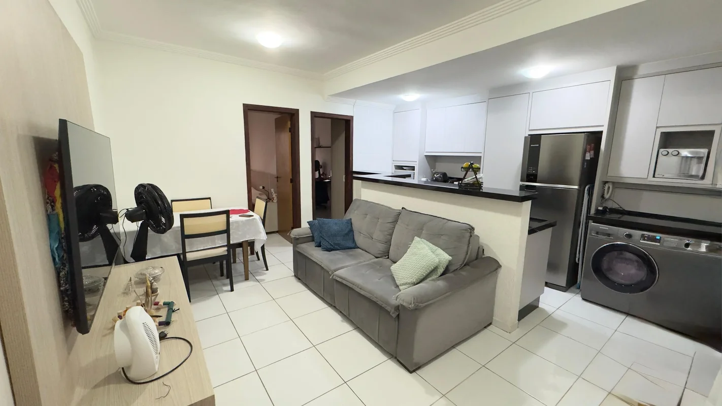 QE 40 CONJ. “D” - GUARÁ II-Apartamento com 46m² -2 quartos -Sala ampla com cozin...