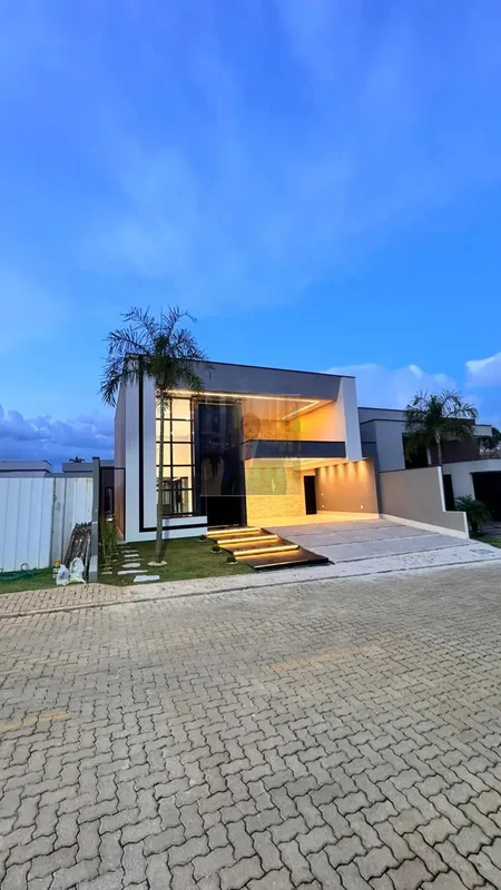 Belíssima casa de alto padrão Condomínio estilo americanoO mais top e com casas ...