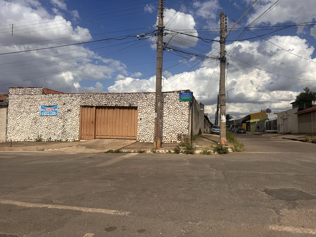 Vicente Pires imóveis - Vende Excelente Casa próximo ao centro de Ceilândia - Sa...