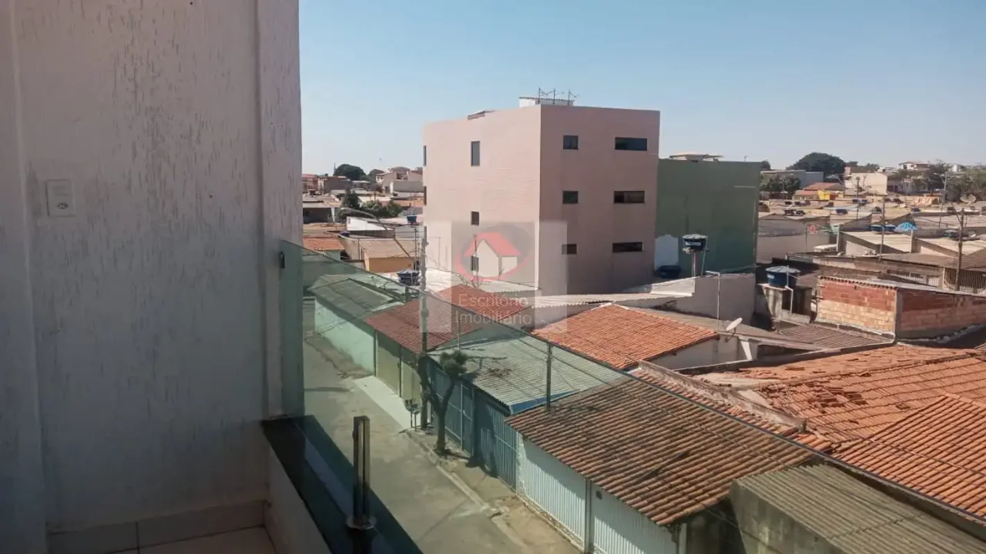 Imagine viver em um aconchegante apartamento de 1 dormitório, localizado na QN 1...