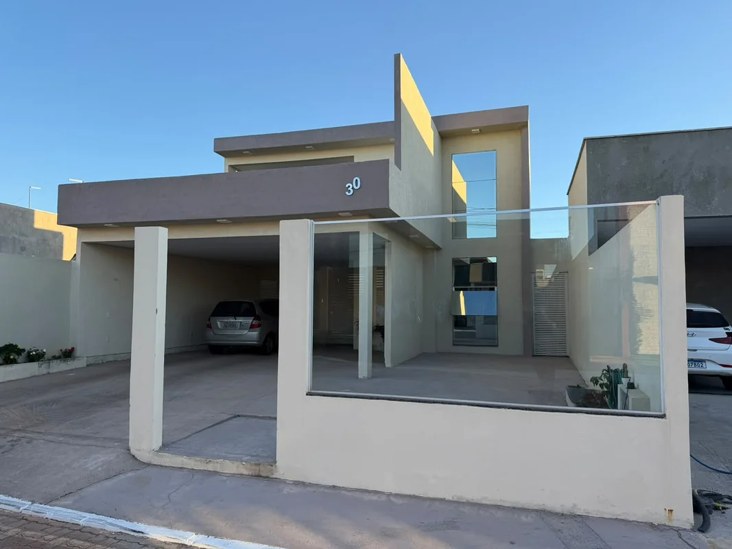 Casa ponte alta norteCondomínio fechado, alto padrãoRua alameda dos ipês Casa co...