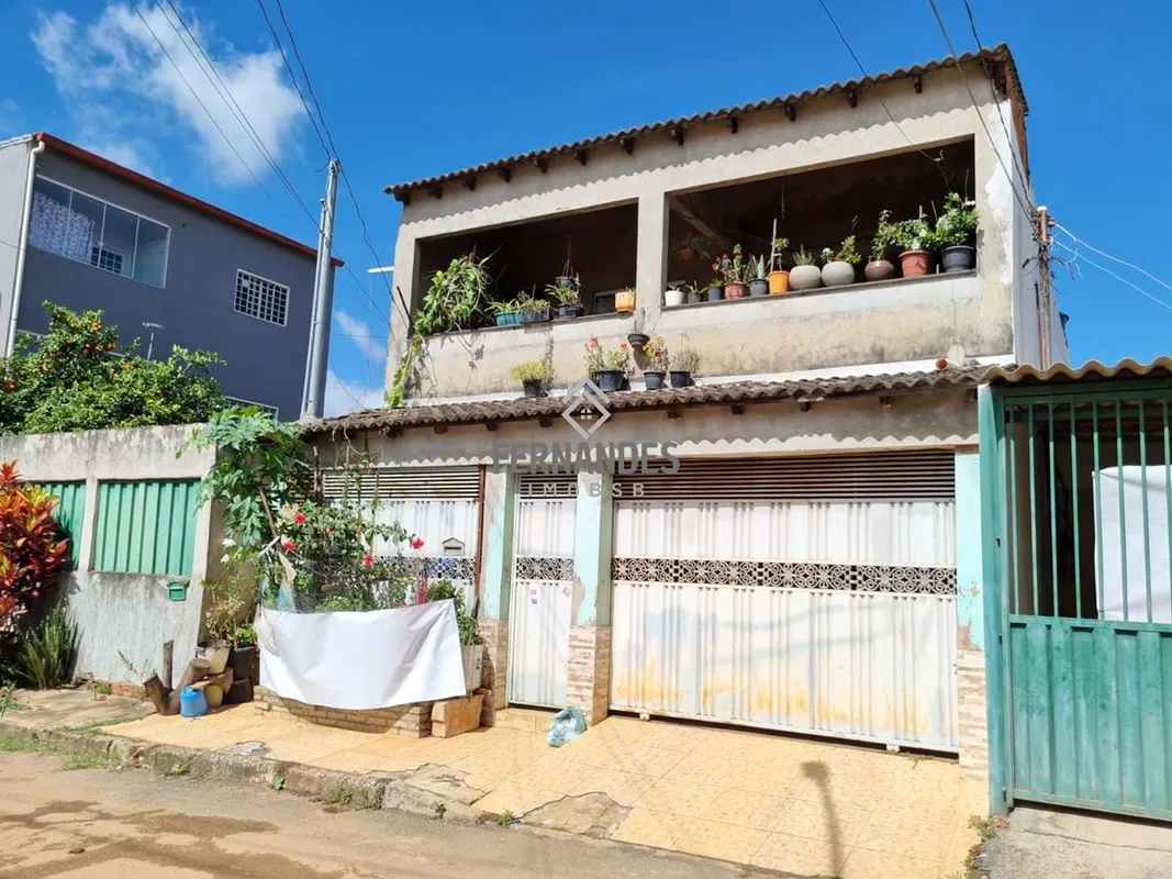 QD 802 lt c/ 02 moradias sendo 03 qts cada sobrado individual 02 lajes Recanto d...