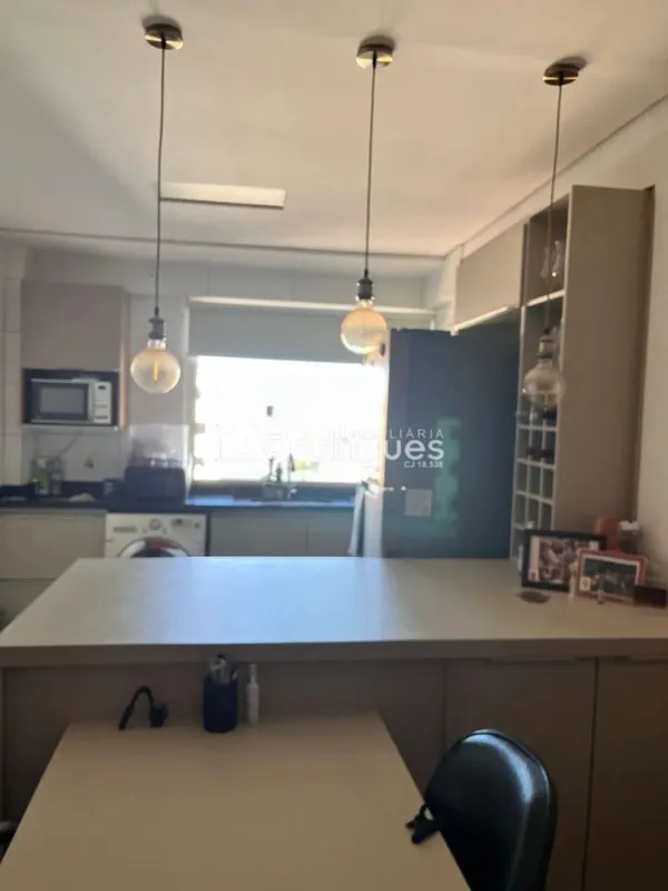 Rodrigues Imobiliária VENDE apartamento no residencial Monte Carlo com aproximad...